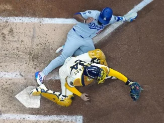 テオスカー・ヘルナンデスのタッグアップミスが引き起こしたドジャースファンの議論